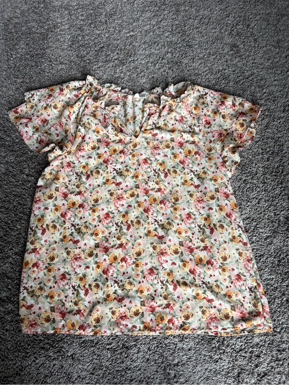 Pleione Floral Lightweight V-Neck Short Sleeve Blouse